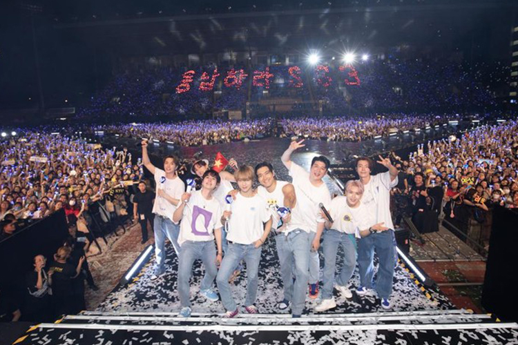 Super Junior Takes Vietnam by Storm with Successful 'SUPER SHOW 9: ROAD' Tour (SM Entertainment)